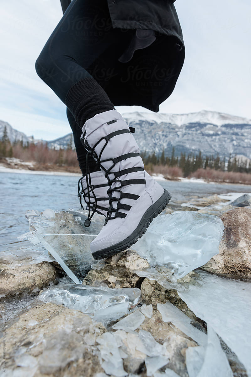 Details of winter fashion shoes in the snowy mountains