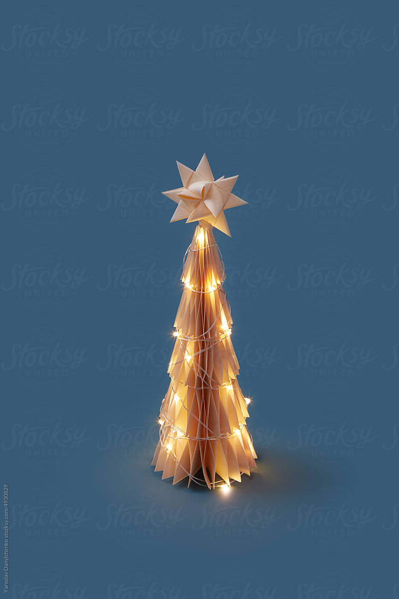 Pattern of illuminating paper Christmas tree.