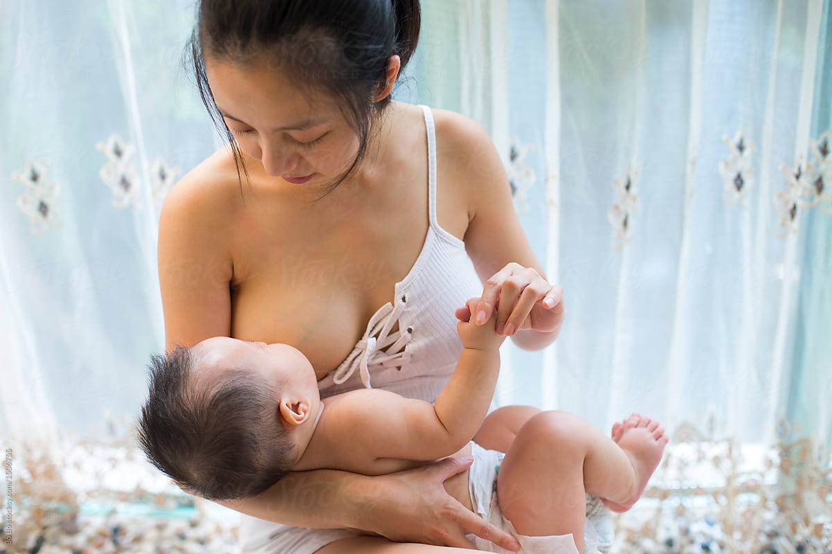 Asian Breastfeeding