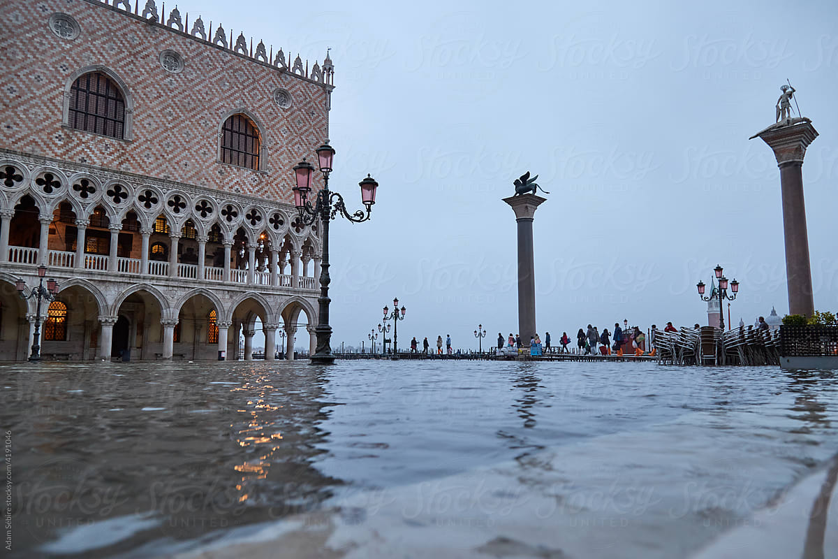 Floodwaters submerge Venice, high tide acqua alta flood