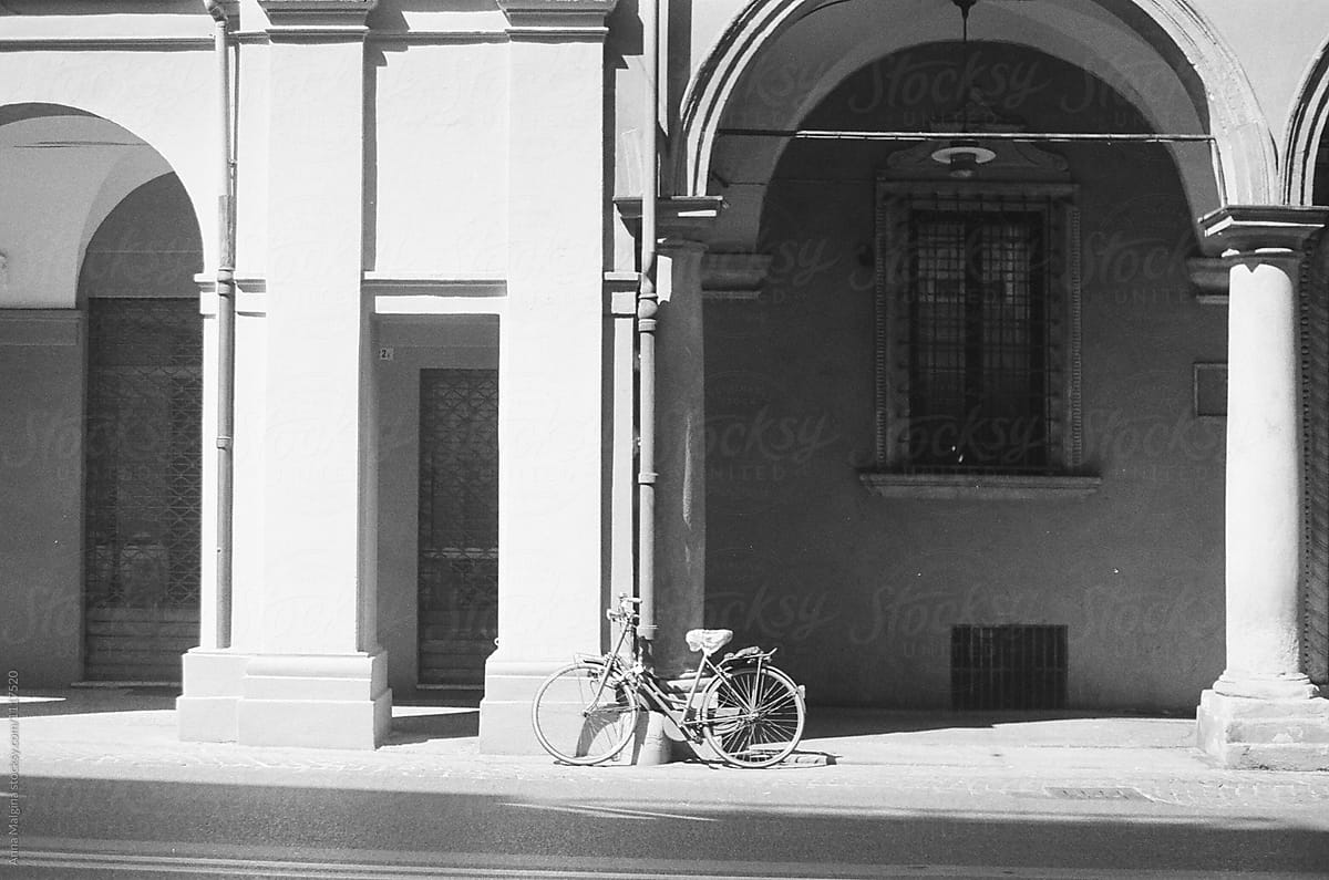 A lonely bicycle in a street
