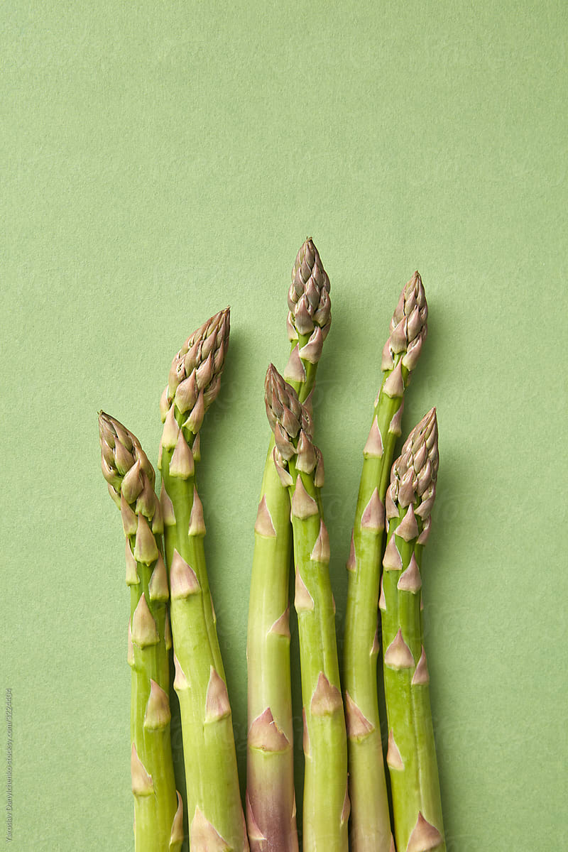 Spears of fresh natural asparagus.
