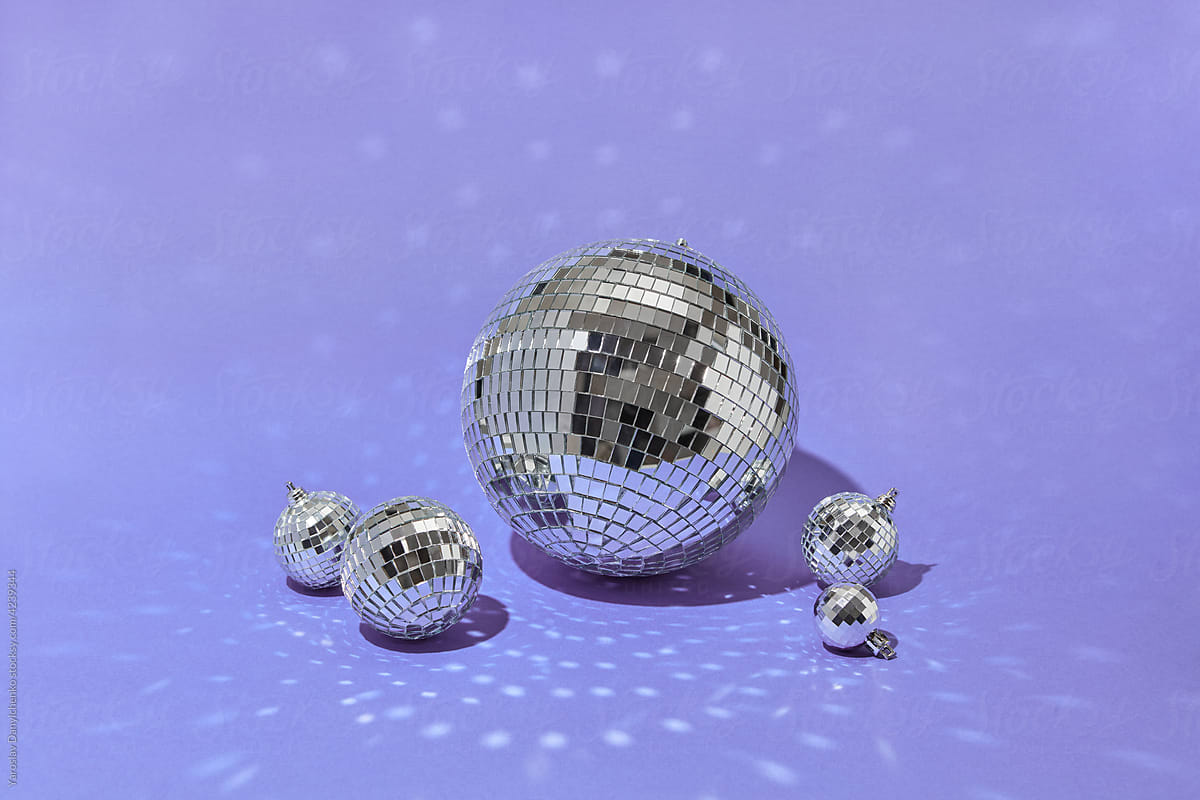 Various silver disco balls in studio