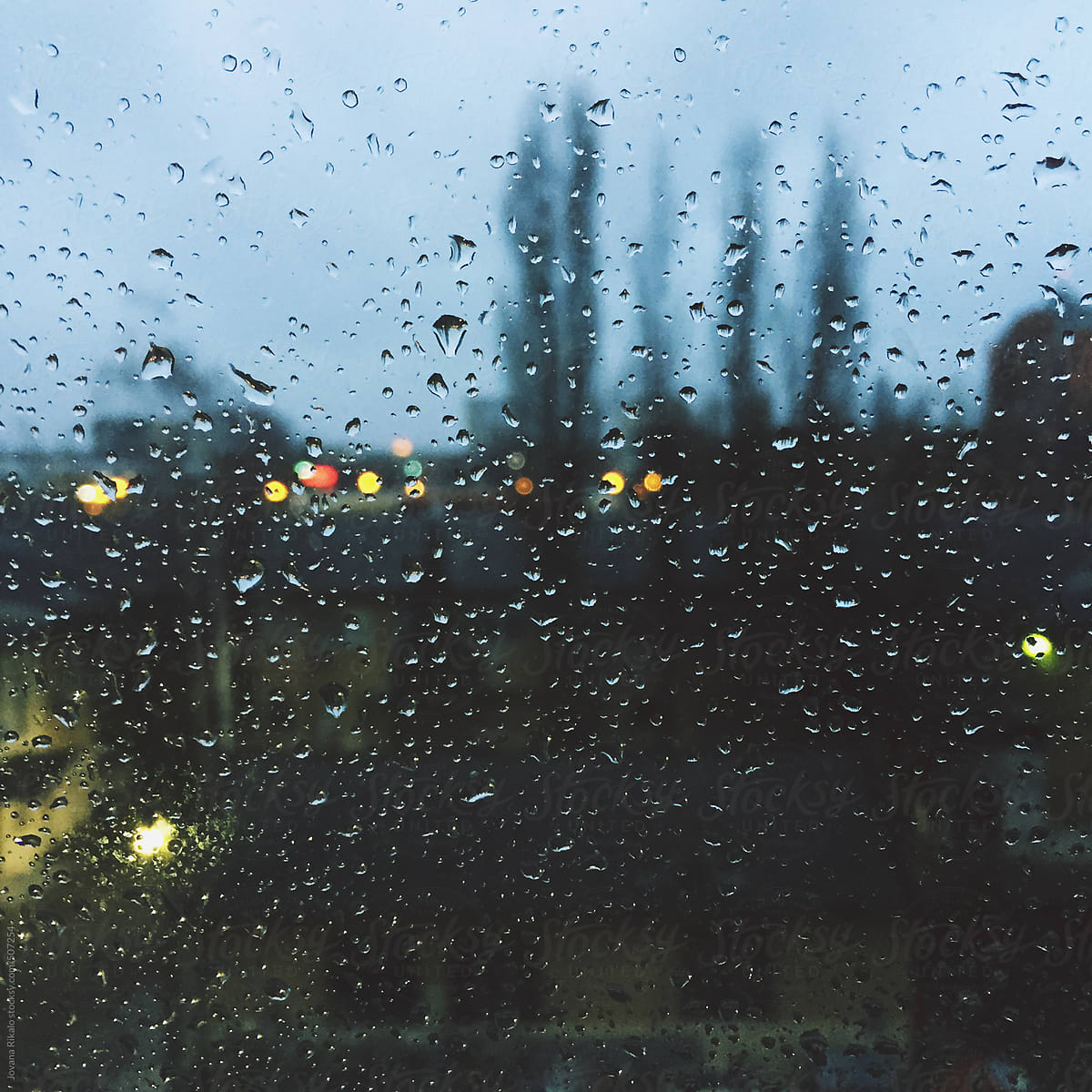 А за окном то дождь слушать. Дождь в окне. Дождь из окна. Дождь за окном. Вид из окна дождь.