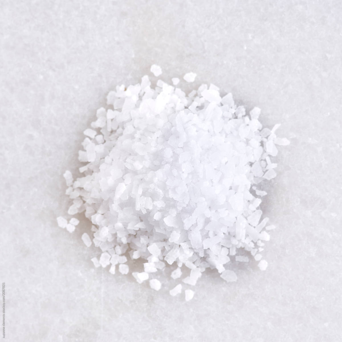 Coarse grained kosher salt in a pile
