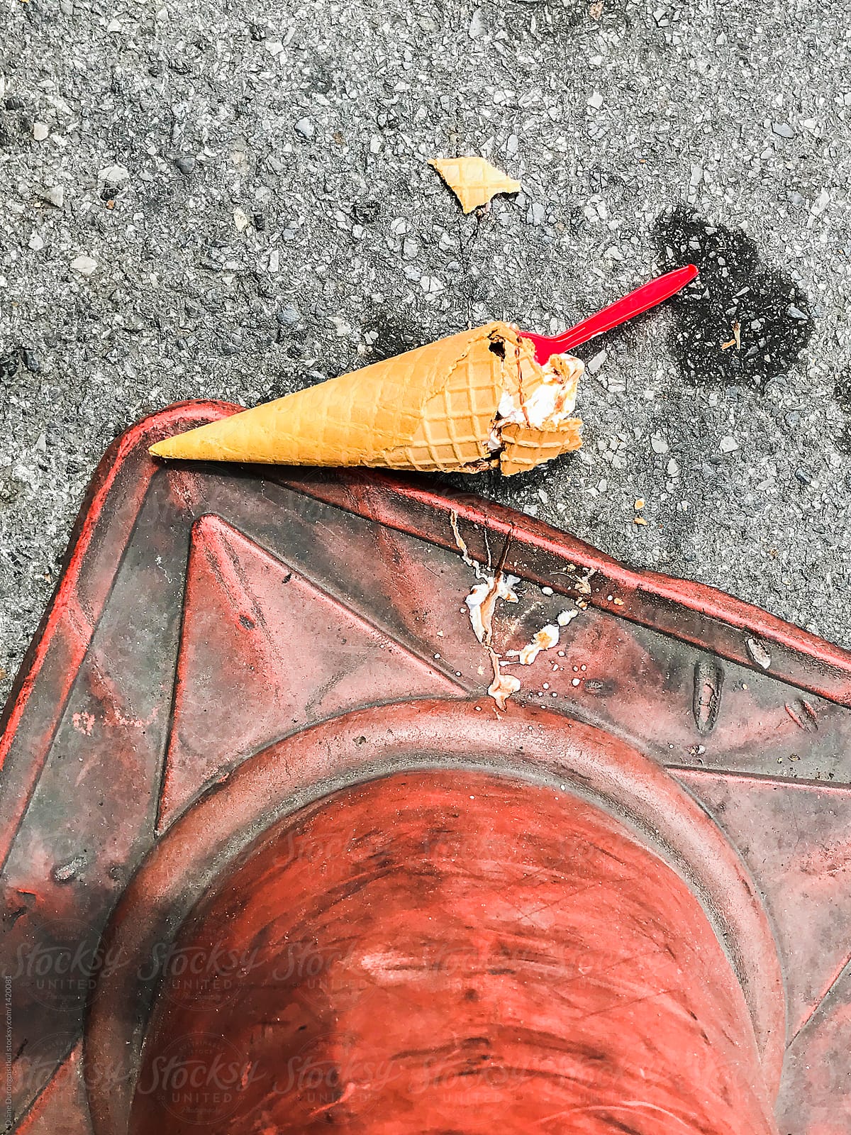 I dropped my Ice Cream