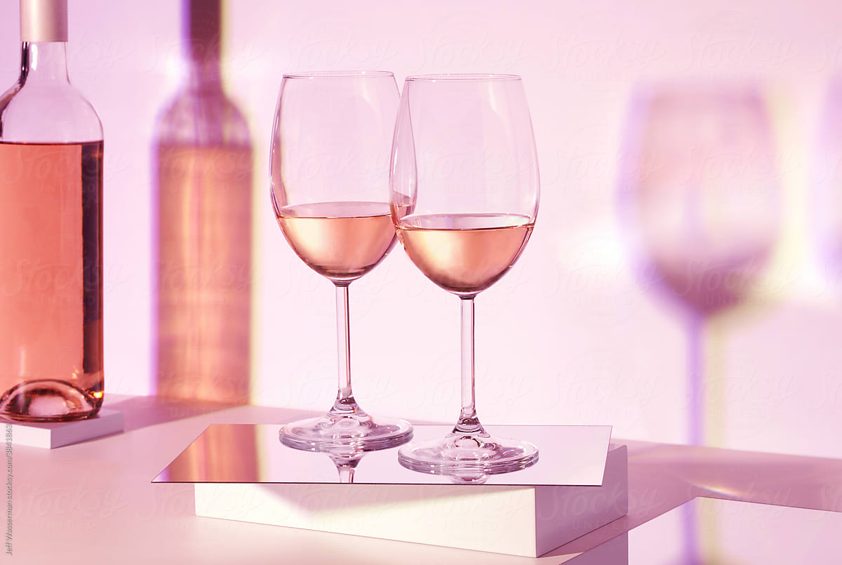 Two Glasses Of Rose Wine Stock Photo - Download Image Now - Rosé Wine, Wine,  Rose Colored - iStock