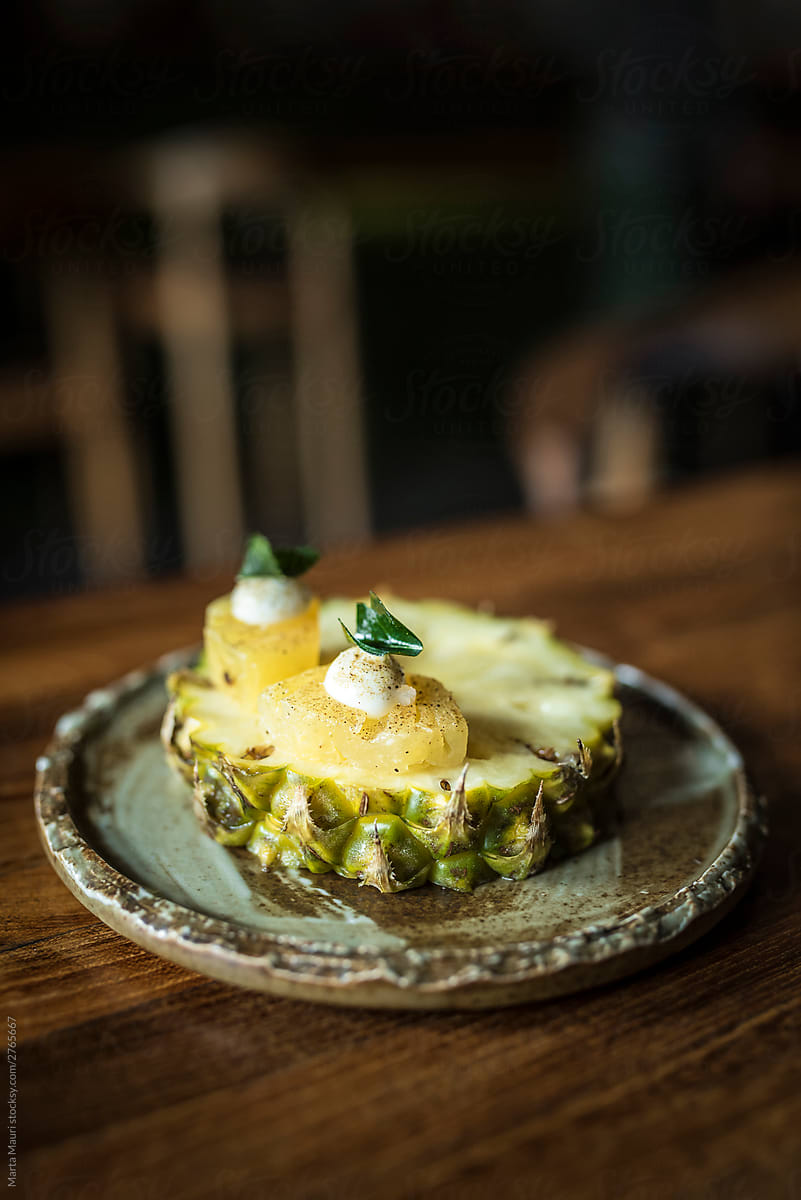 Pineapple dessert - Modern recipe - Restaurant food