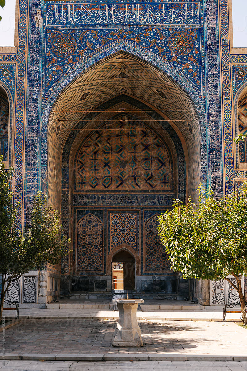 Colorful exterior, Samarkand Registan