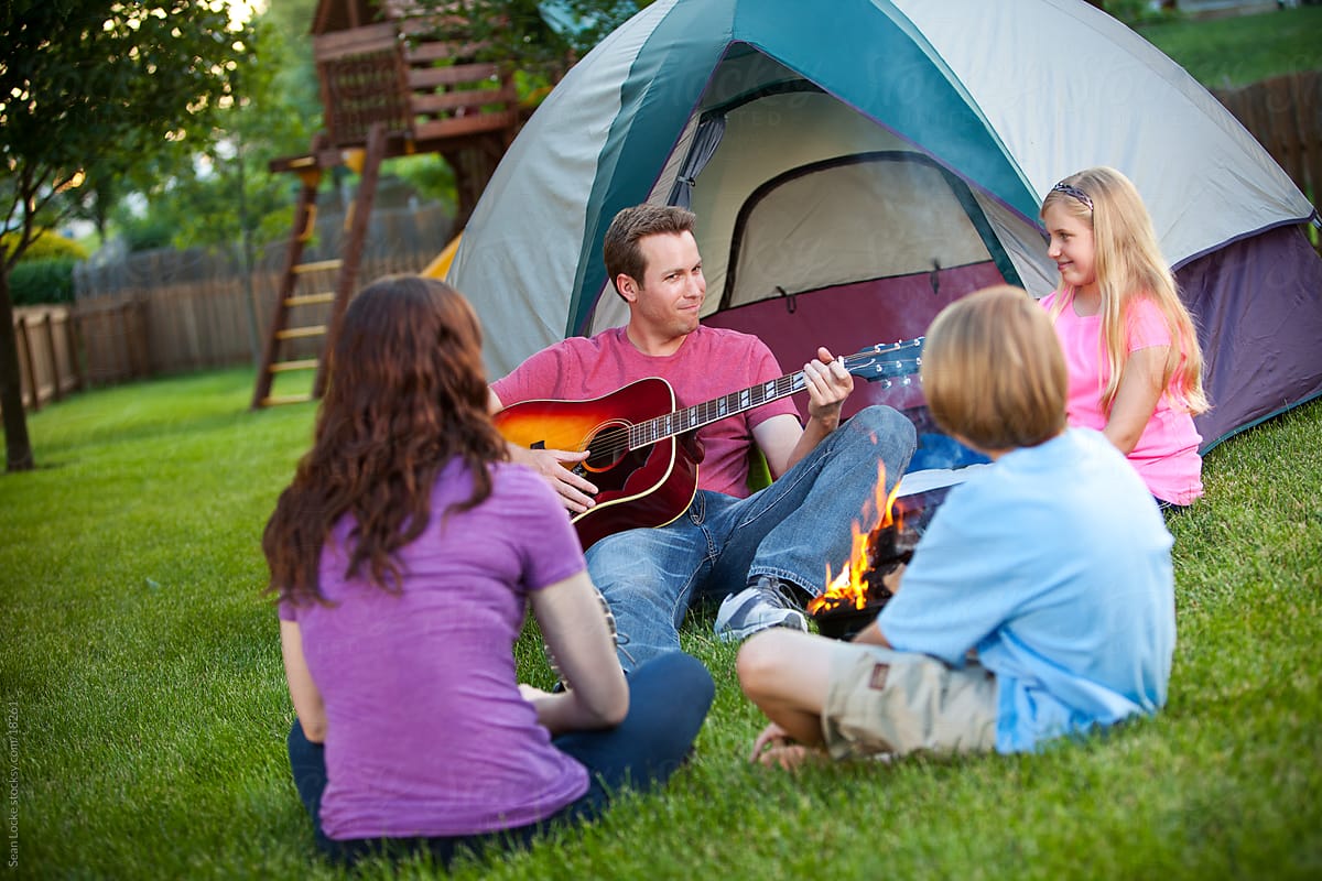 Camping: Dad Starts Family Sing-a-long