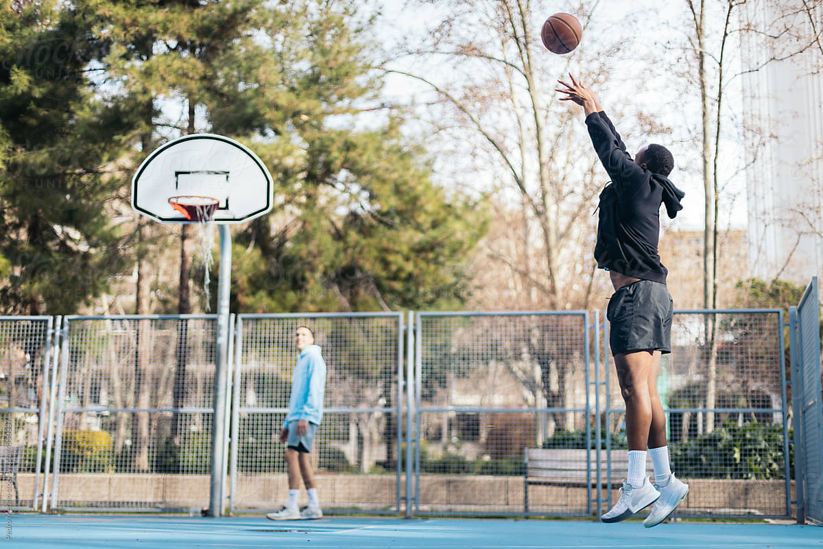 Basketball player making a jump shot