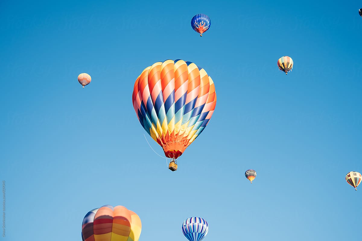 Multicolor hot air balloons