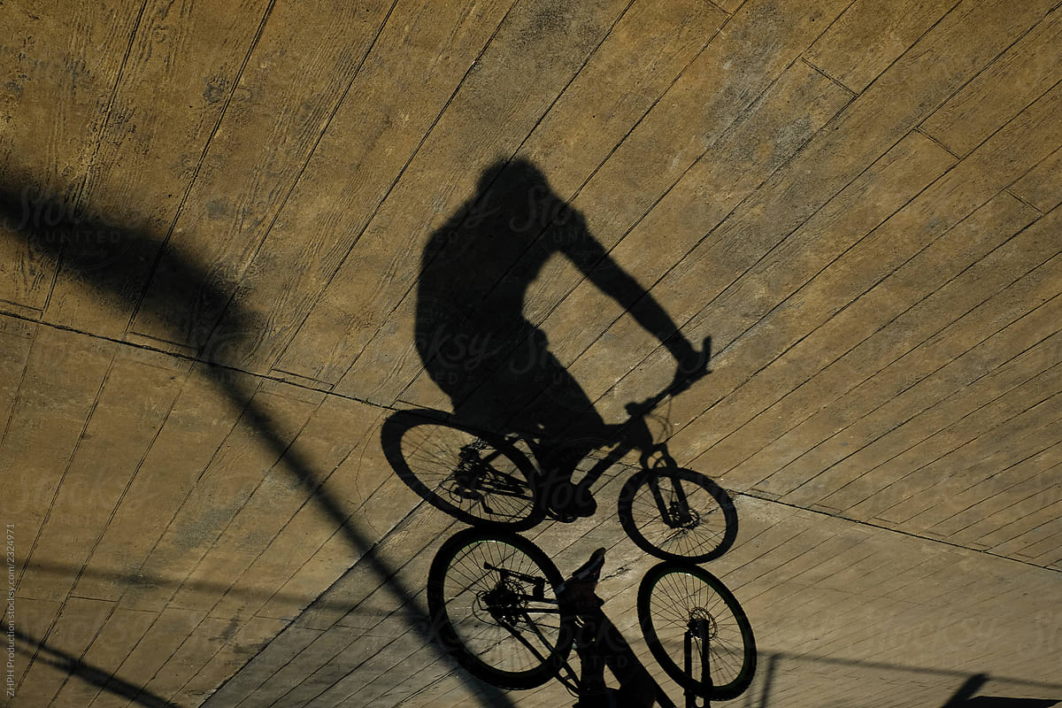 Bicyclist shadow