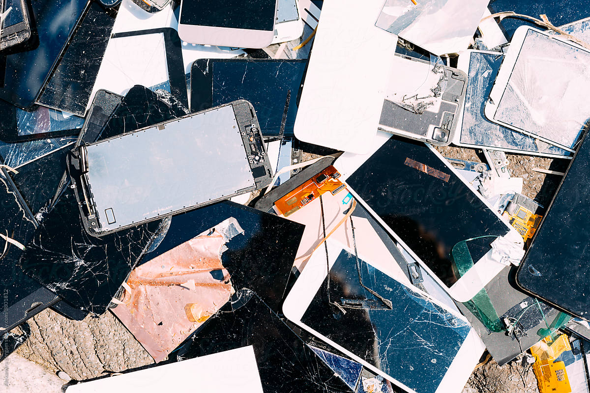 Waste of broken smart phone and tablet
