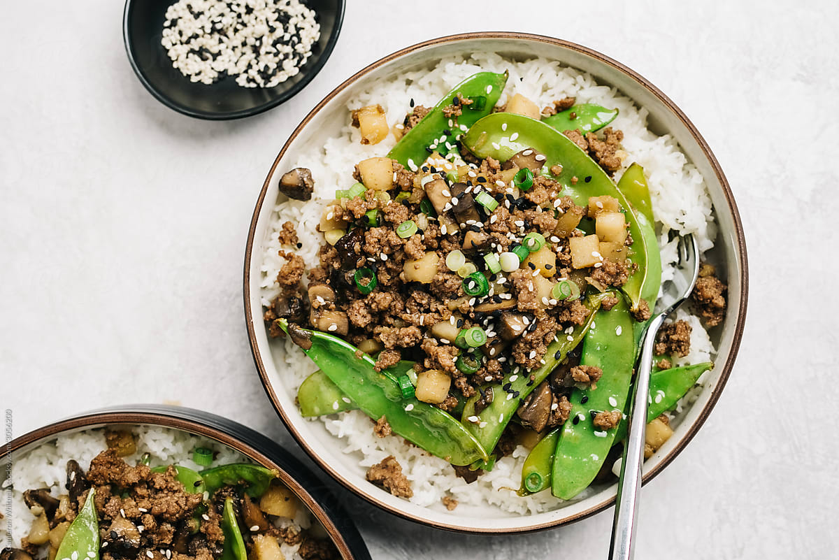 Asian inspired ground beef bowl