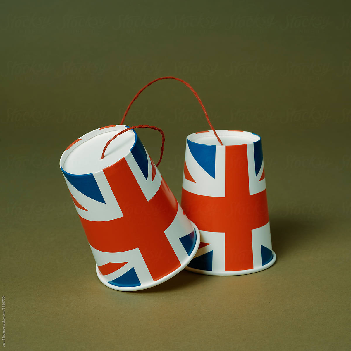 string telephone patterned with the flag of the United Kingdom