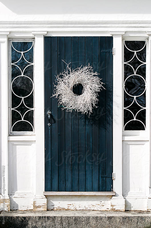 Winter Wreath on Front Door