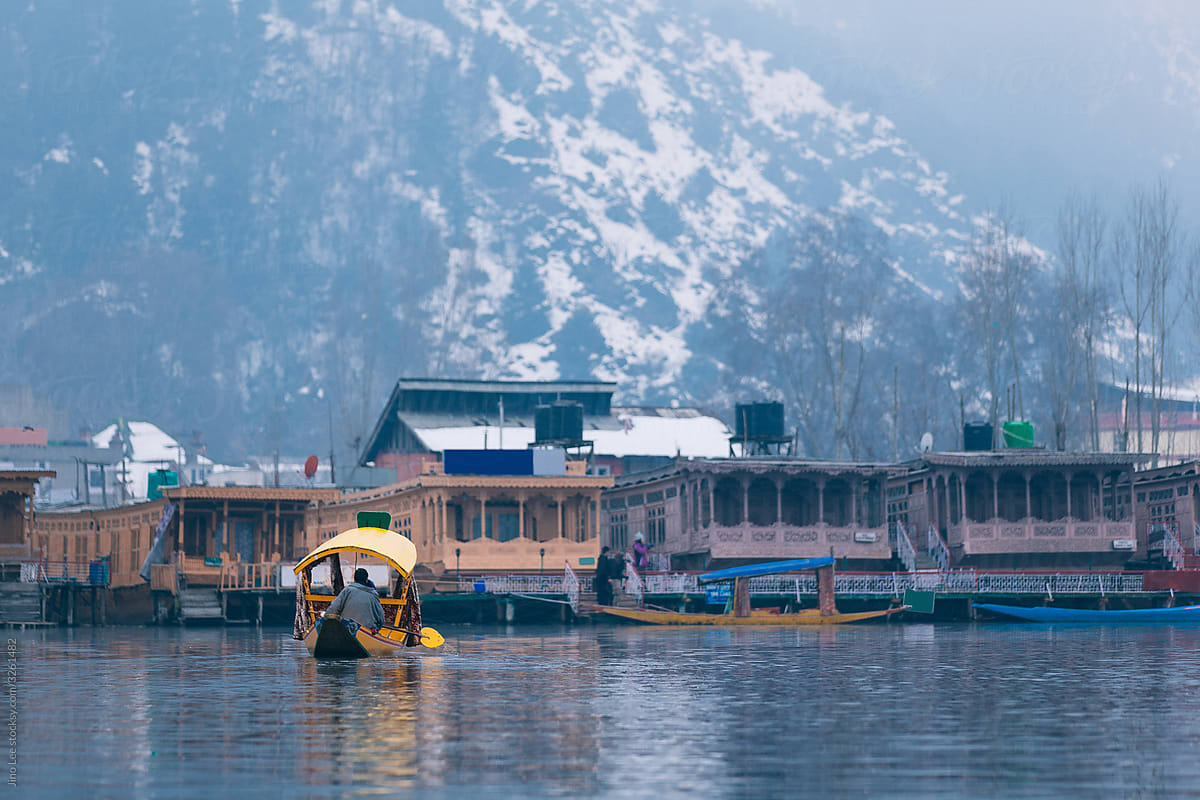 Houseboat in the midst of himalayas in Kashmir