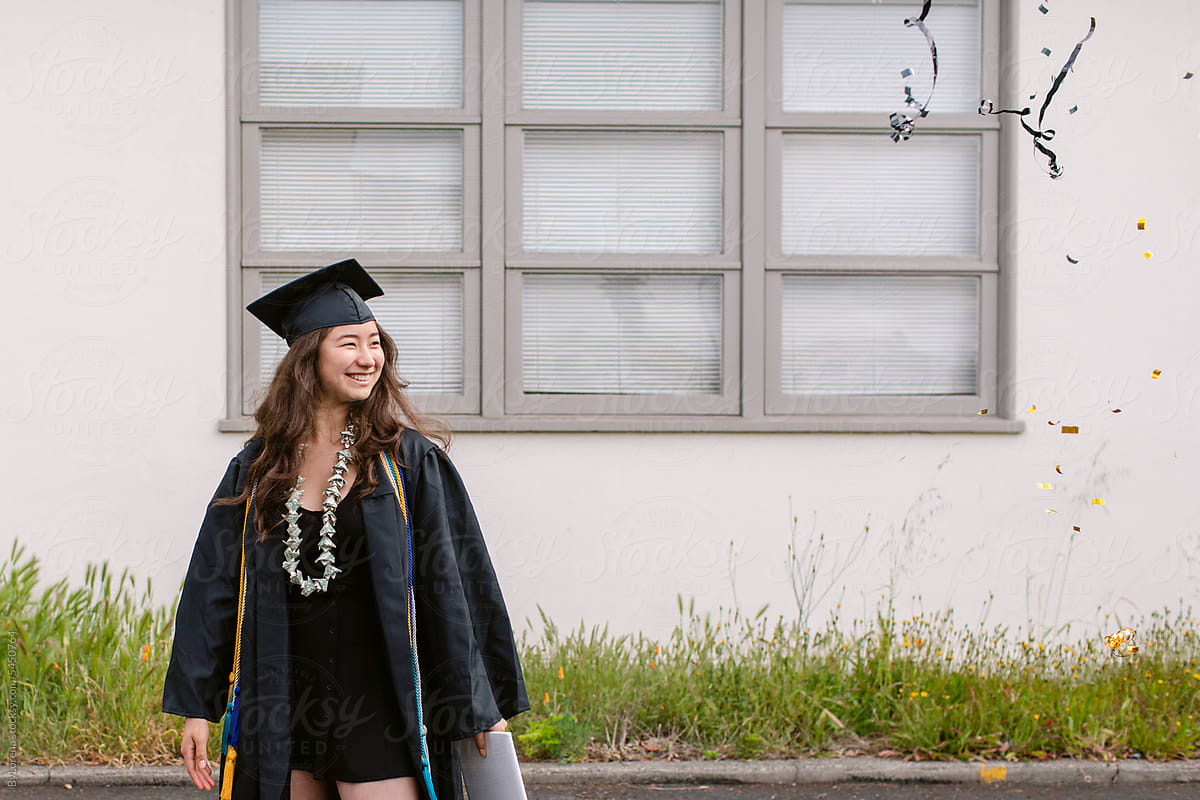 Graduation High School Teen girl portrait