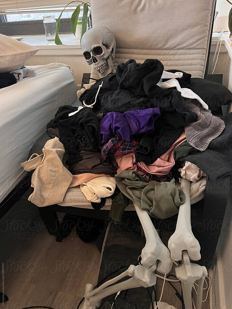 Pile of laundry ugc