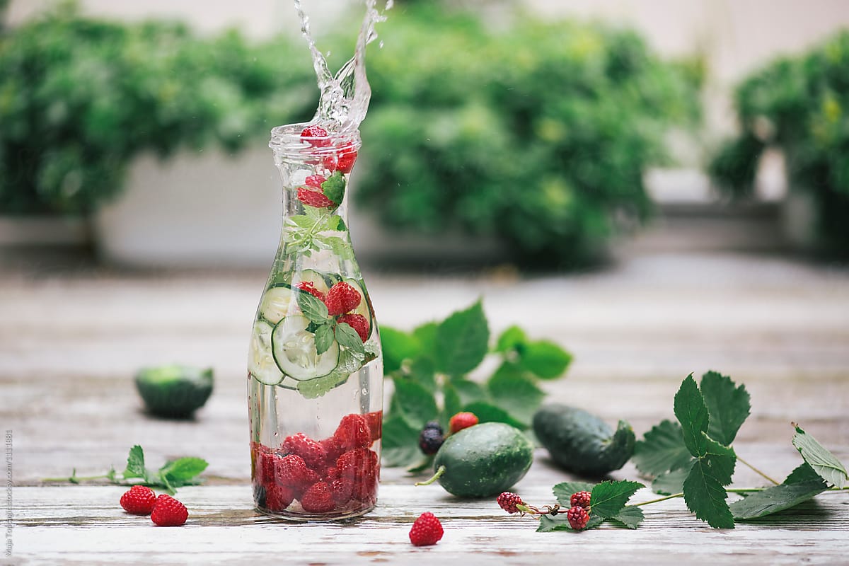 Raspberry, cucumber and mint vitamin water