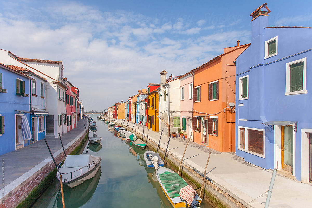 Views of the canals and houses of Burano