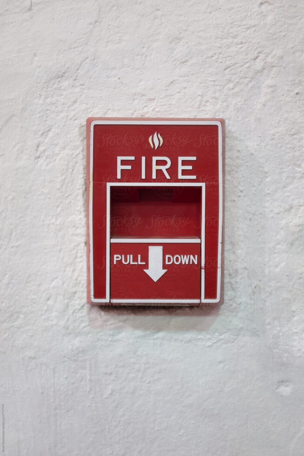 Fire alarm pull station