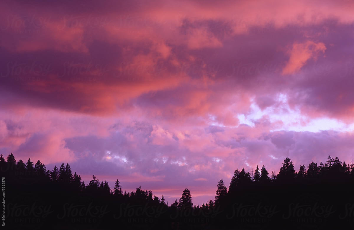 Sunset Oregon Cascade Mountains film capture
