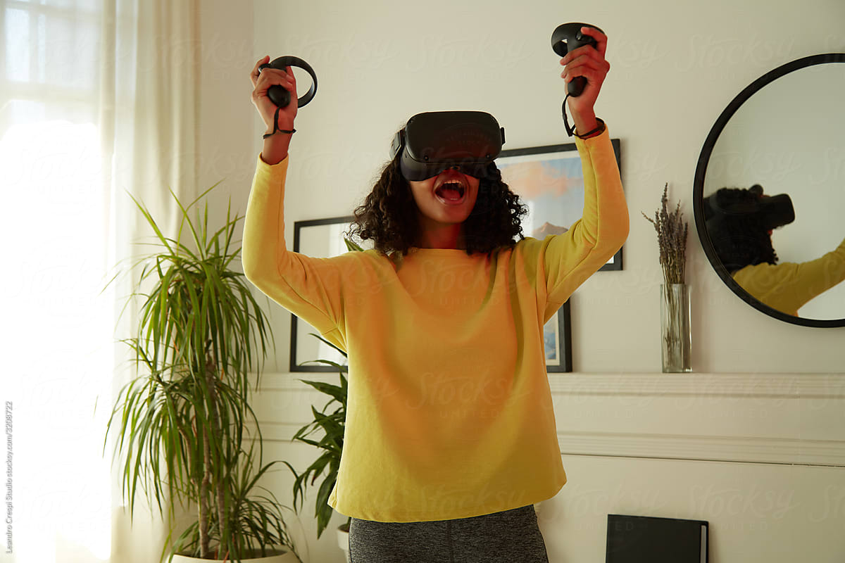 Woman winning in Virtual Reality