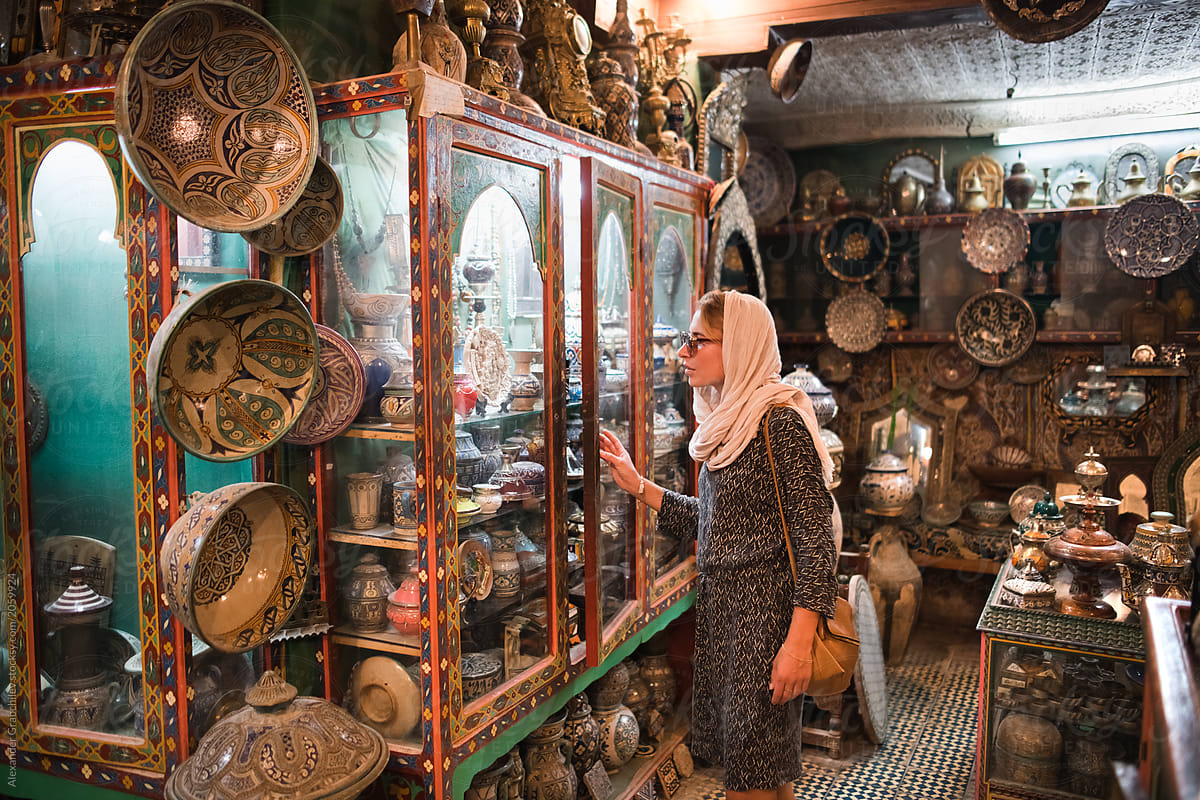 Tourist Woman Looking For Souvenir At Arabian Market