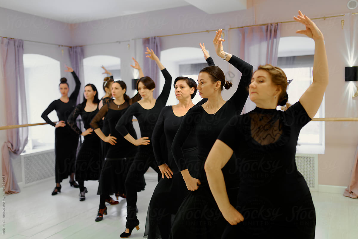 flamenco dance school for adult dancer woman