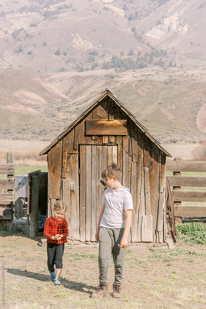 children on a western ranch