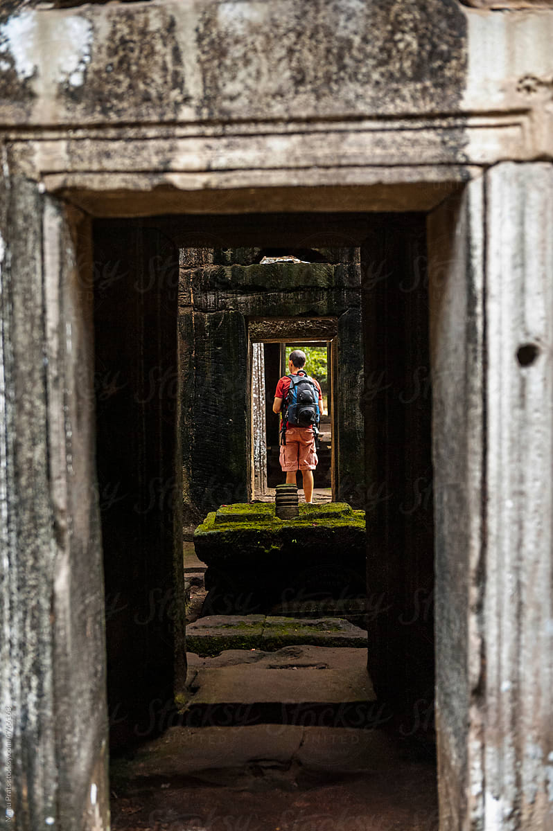 Tourism in Angkor Wat