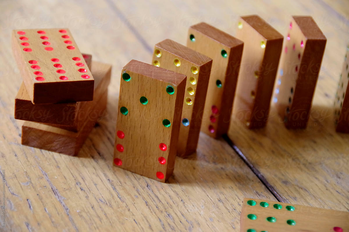Set of Dominoes in A row