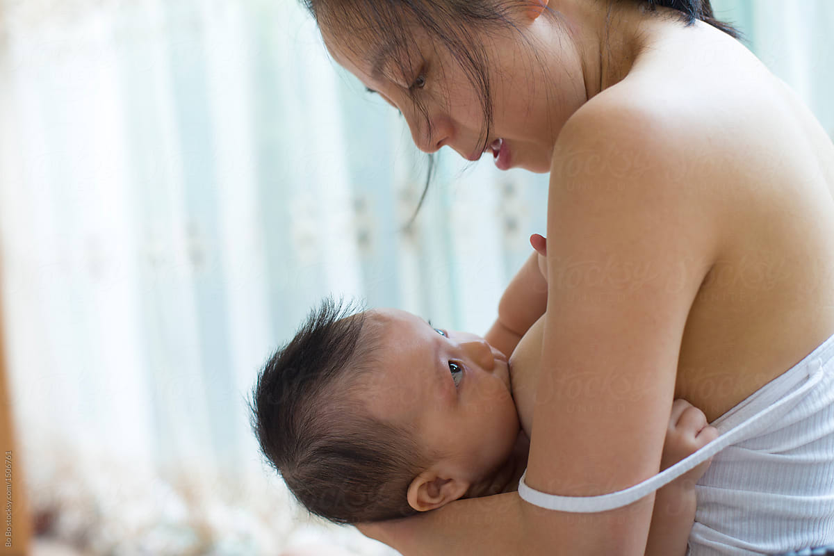 Asian Breastfeeding