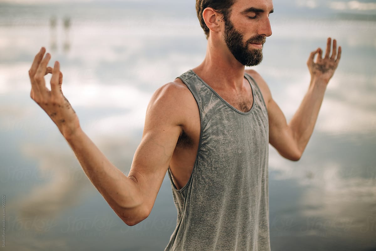 Yoga On The Beach Del Colaborador De Stocksy Studio Firma Stocksy