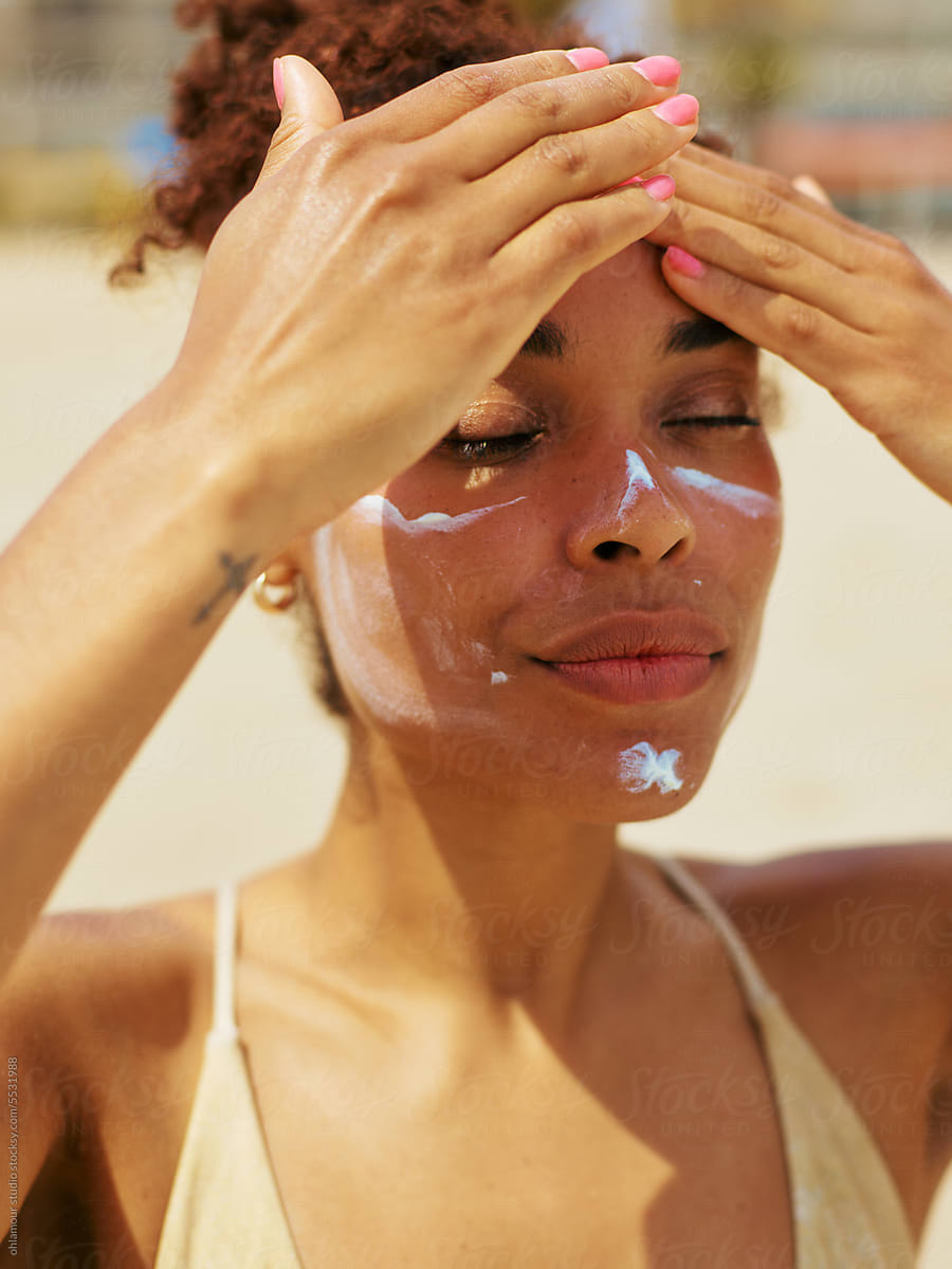 Beach Wellness: Sunscreen Application