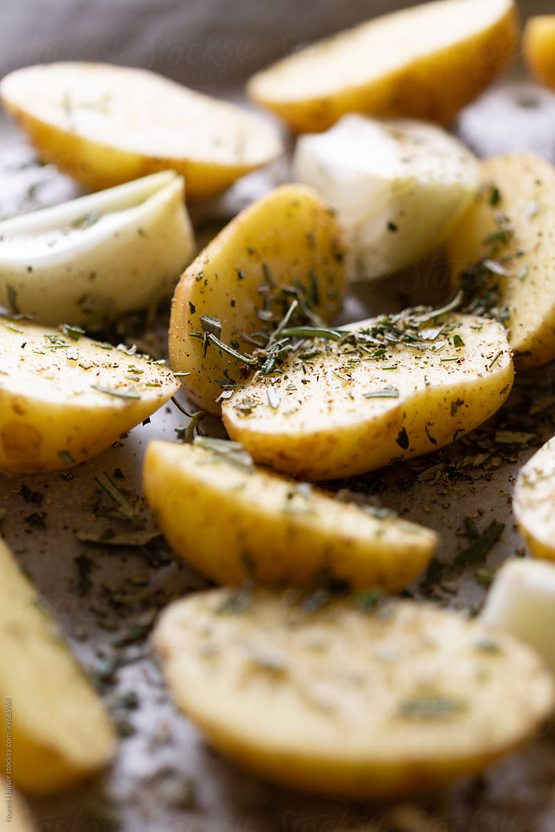 Potatoes sprinkled with chopped rosemary