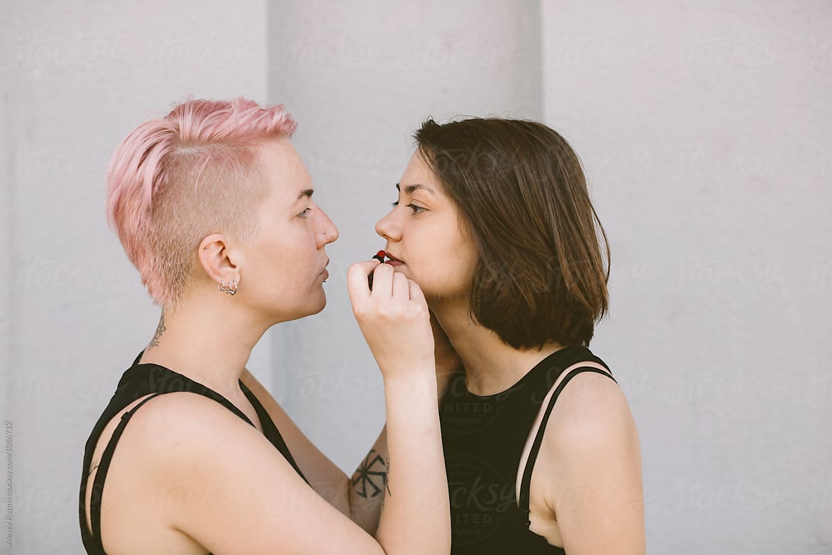 Real Lesbian Couple In Love Poralexey Kuzma Lesbian Lipstick
