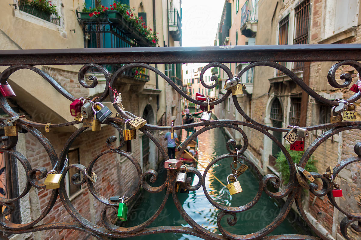The Bridge of Wishes: Where Dreams Take Hold in Venice