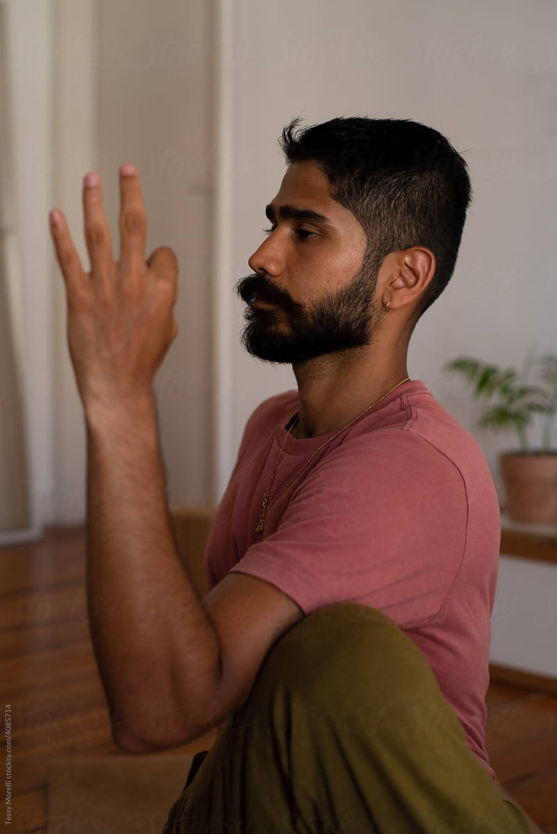 Close Yoga Mudra Hands Man Hands Meditation Pose Mindfullness Mental Stock  Photo by ©VelesStudio 430776312