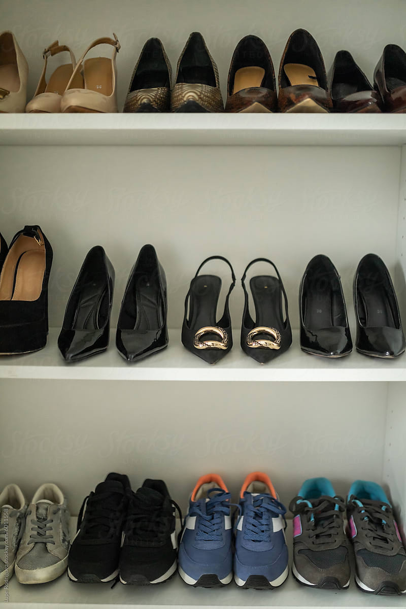 women\'s shoes inside a closet
