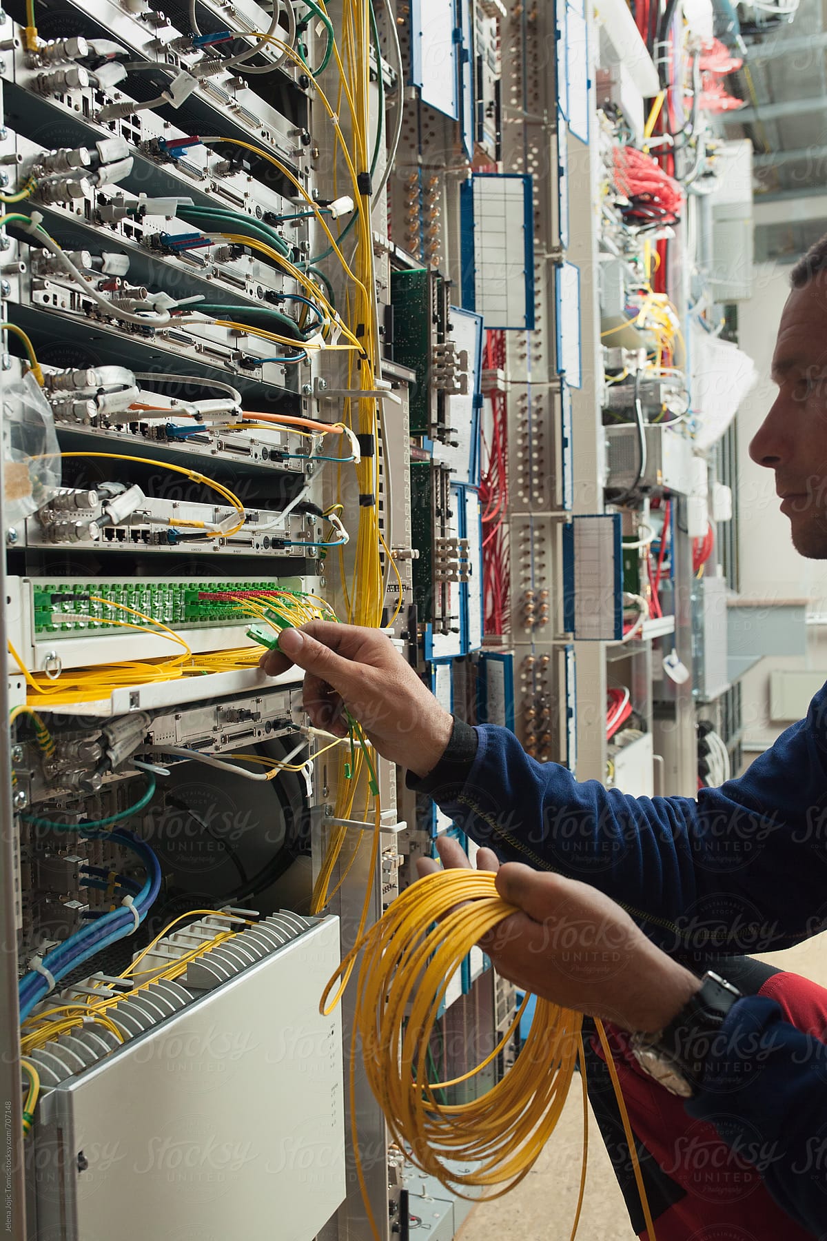 Network technician links optical infrastructure