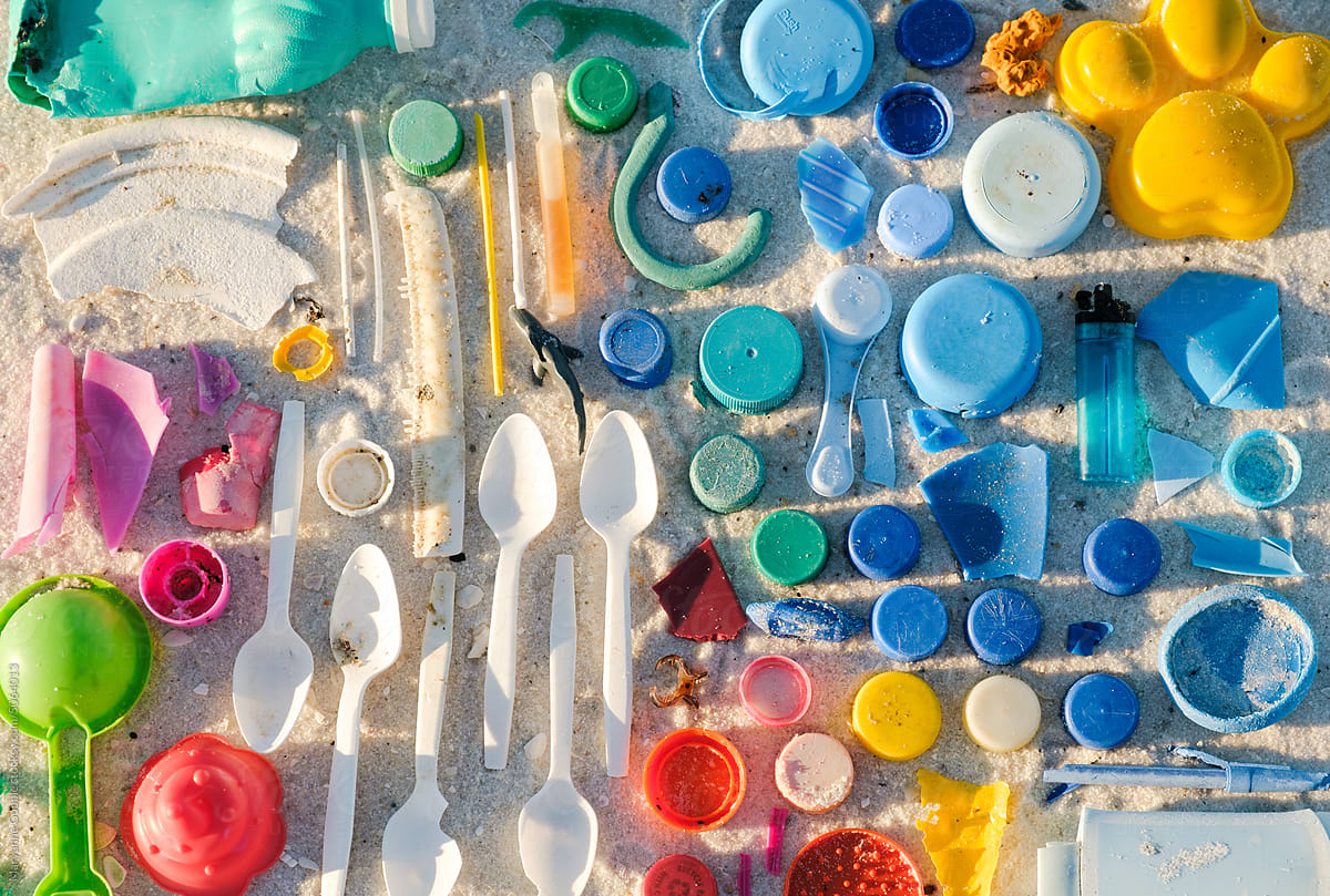 Plastic litter found during a beach cleanup