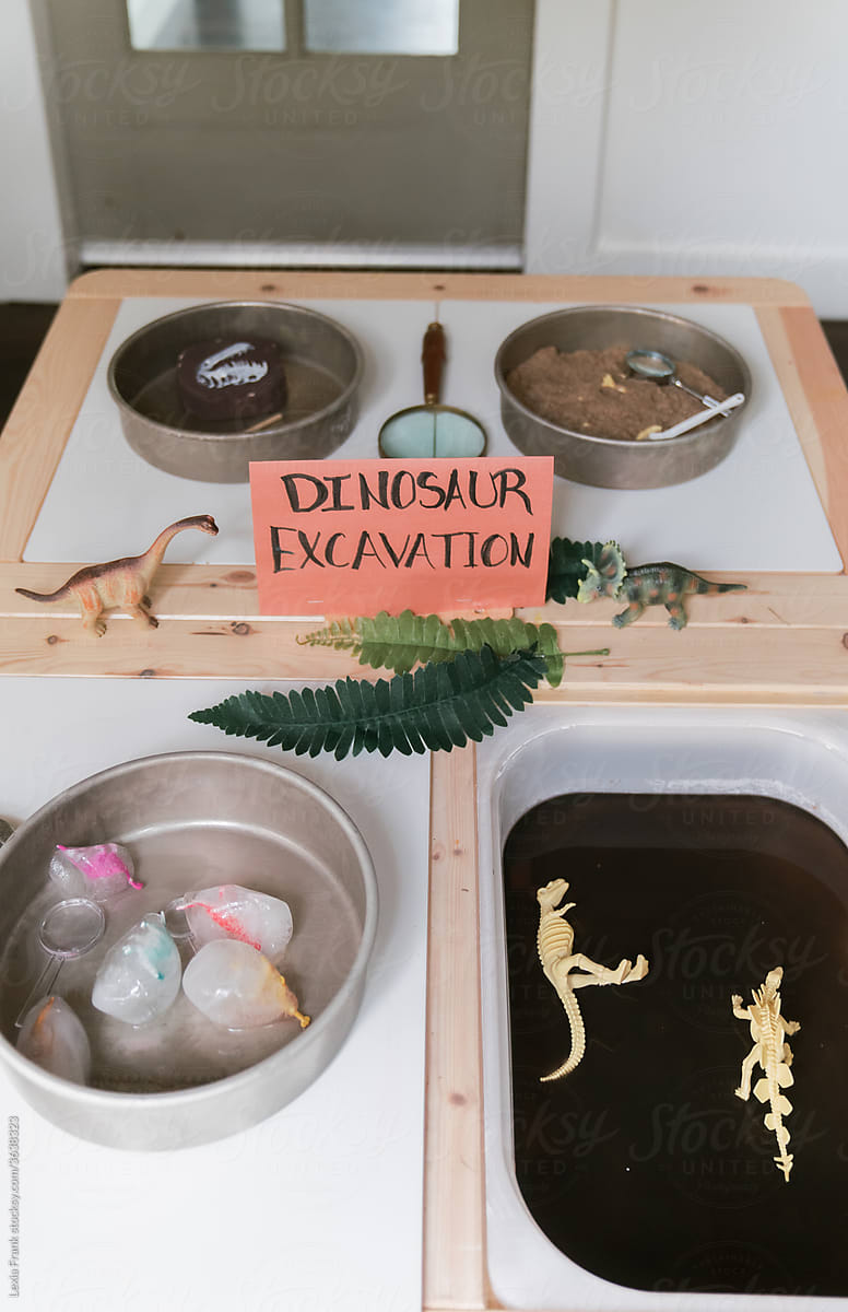 preschool education dinosaur play table