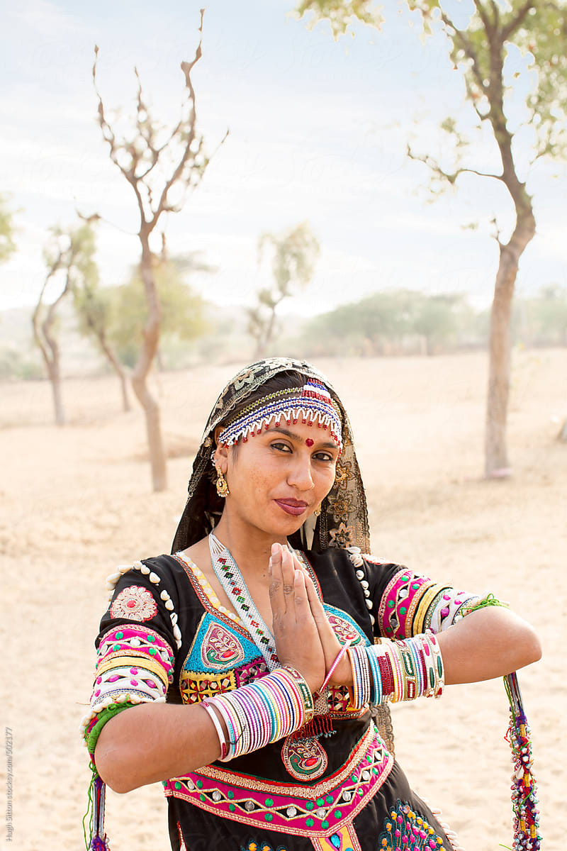 Traditional dancers performing in desert. Rajasthan. India.