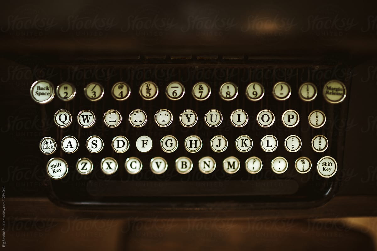 Old typewriter keyboard layout - inrikopr