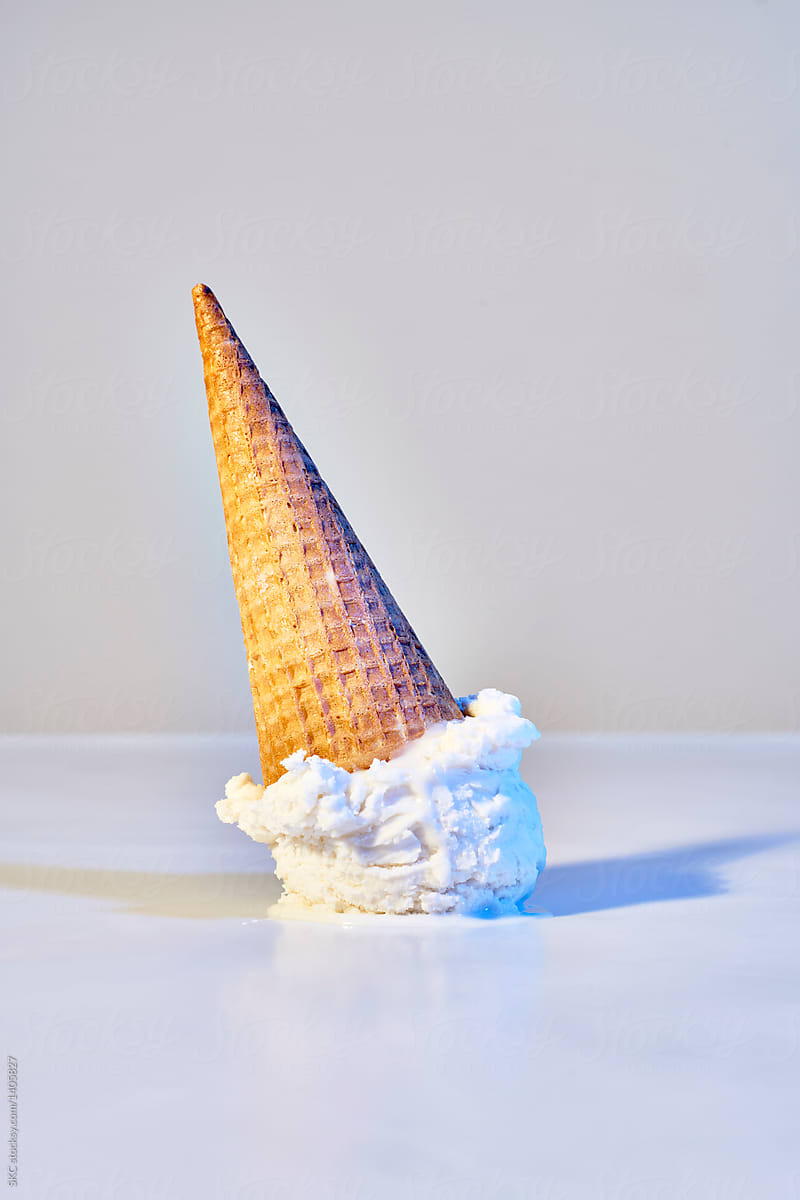 Mid Century Pop-Art Style Ice Cream Cones