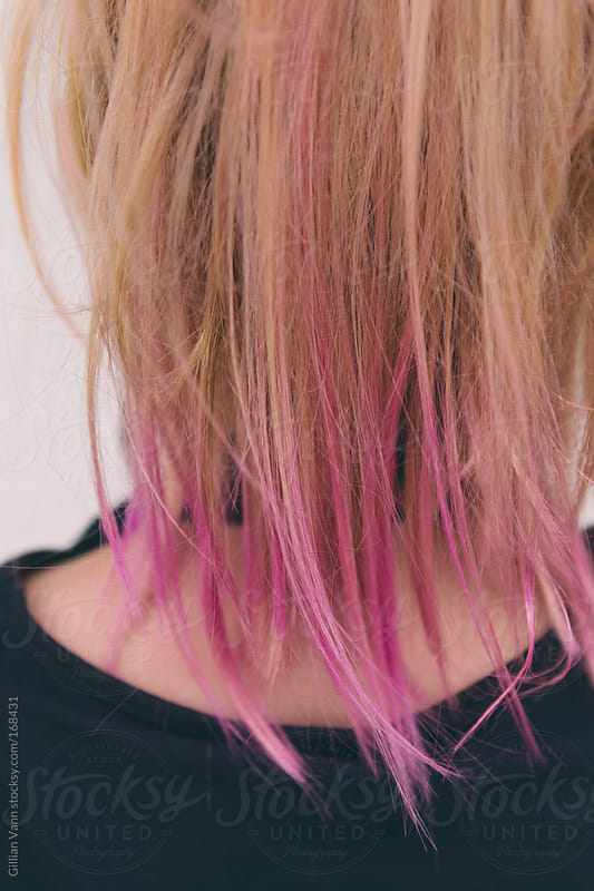blonde hair with pink ends