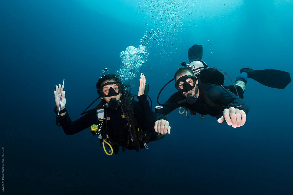 Active Scuba Diving couple